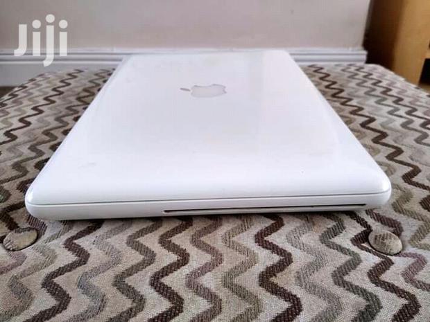 Gaming Laptop Apple MacBook 4GB Intel Core 2 Duo HDD 320GB