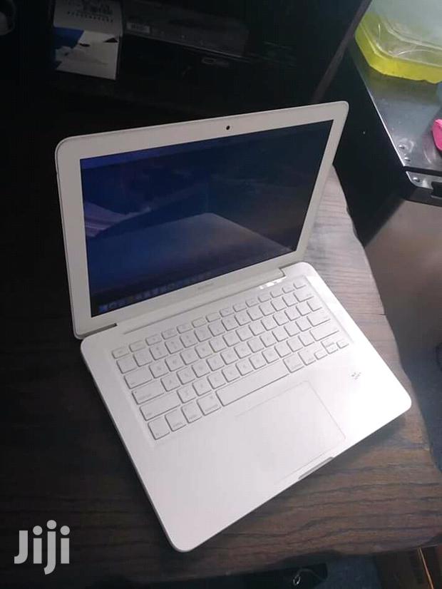 Gaming Laptop Apple MacBook 4GB Intel Core 2 Duo HDD 320GB - thumbnail 3