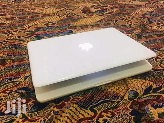 Laptop Apple MacBook 4GB Intel Core 2 Duo HDD 320GB - thumbnail 4