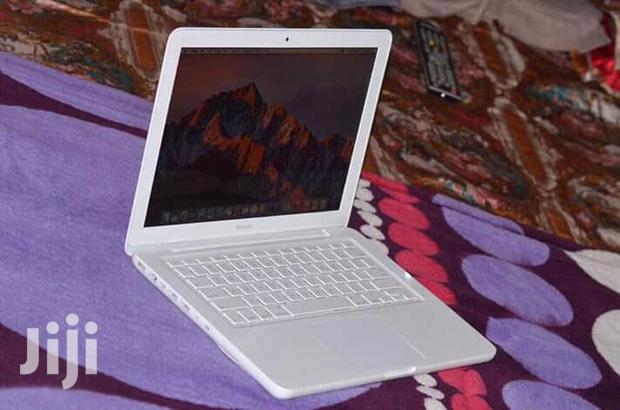Laptop Apple MacBook 4GB Intel Core 2 Duo HDD 320GB - thumbnail 3