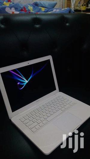 Laptop Apple MacBook 4GB Intel Core 2 Duo HDD 320GB