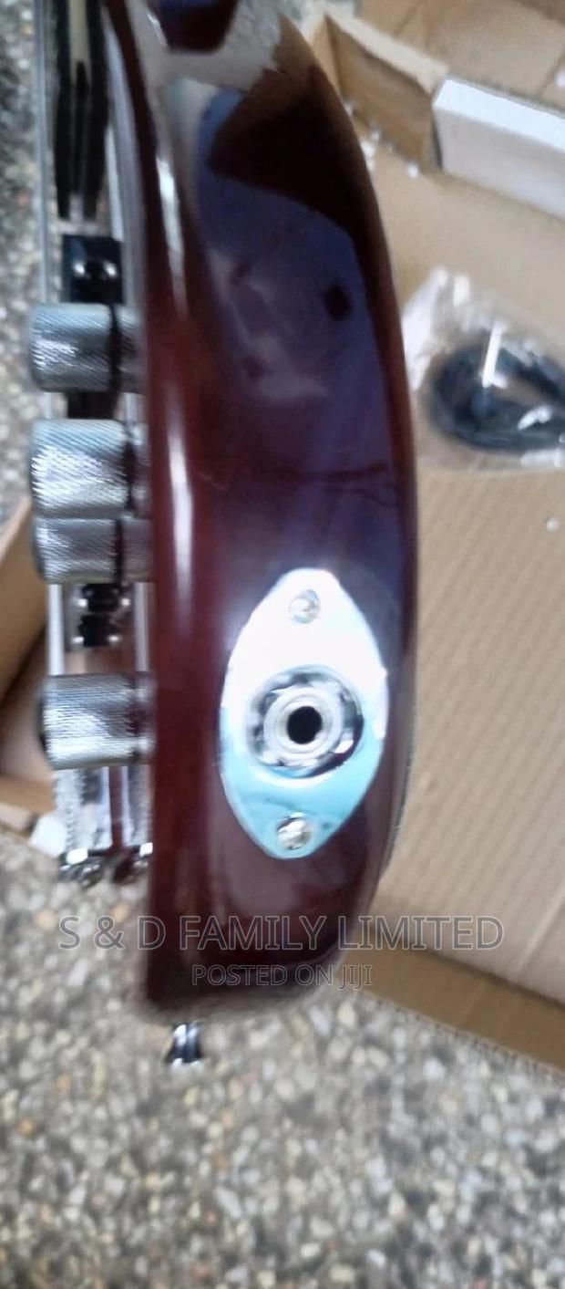 Ibanez 4 String Bass Guitar - thumbnail 3