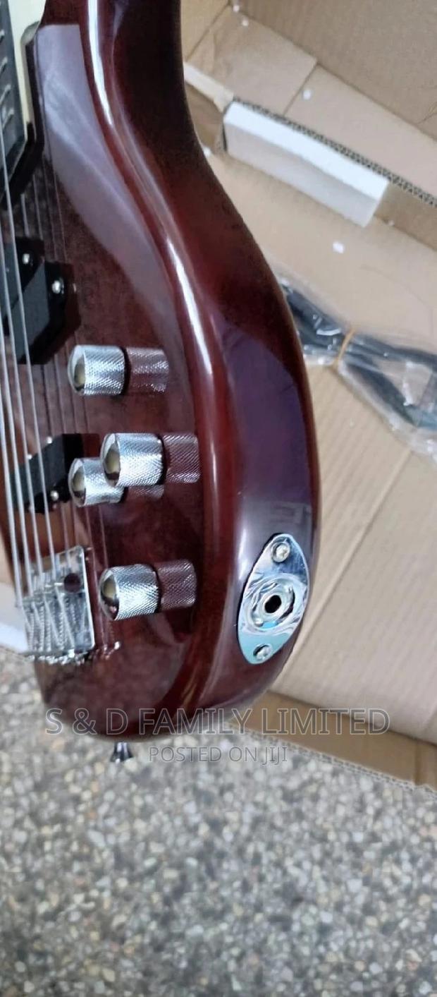 Ibanez 4 String Bass Guitar - thumbnail 6