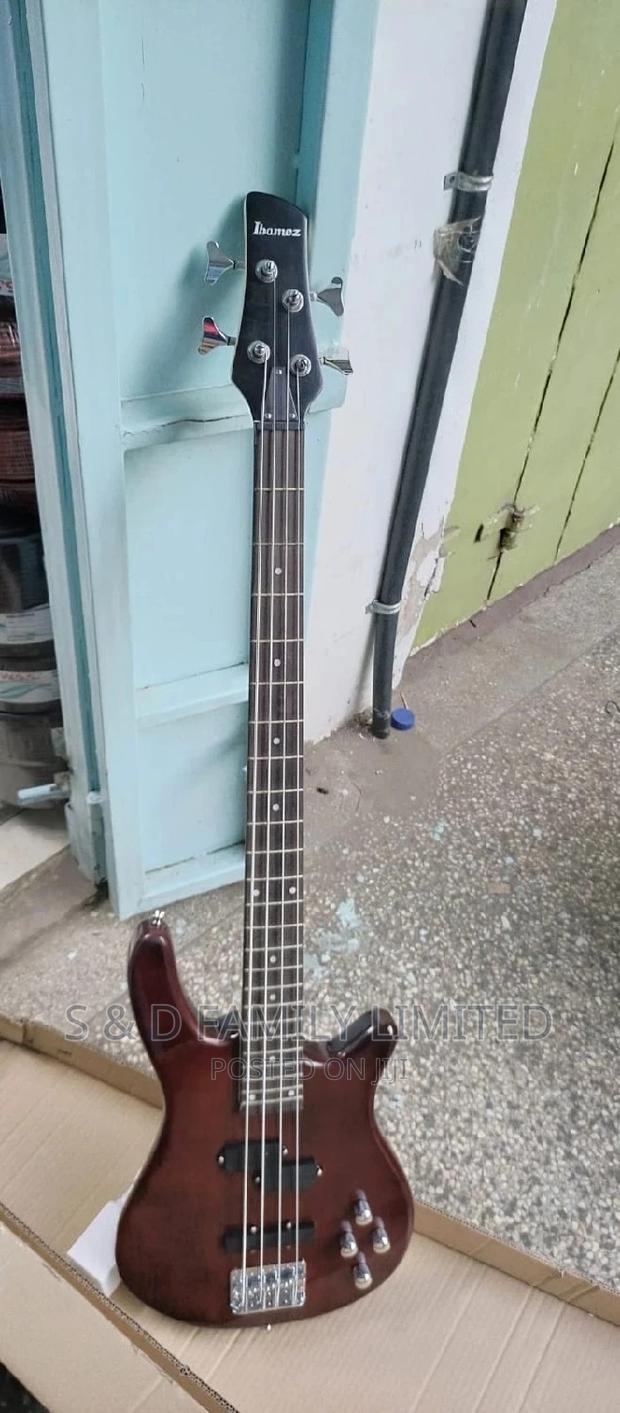Ibanez 4 String Bass Guitar - thumbnail 7
