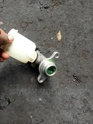 Brake Master Cylinder Mitsubishi Lancer