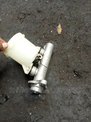 Brake Master Cylinder Mitsubishi Lancer