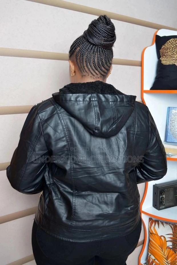 Ladies Leather Jackets - thumbnail 4