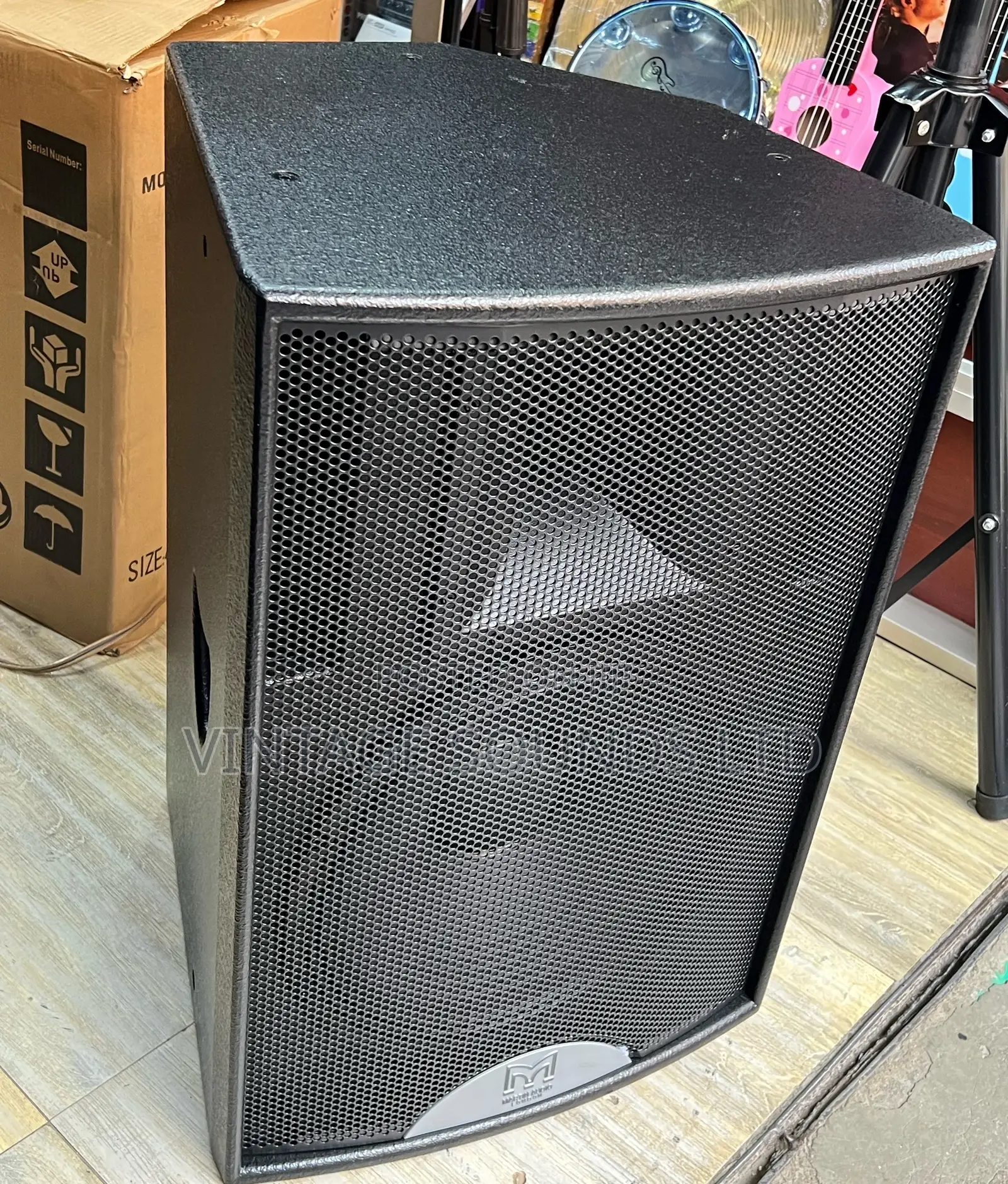 Martin Audio Black Line F15 Midrange Speaker