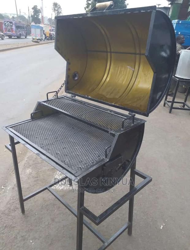 Closed Barbeque/ Meat Grill/ Meat Roaster.