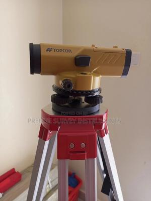 Topcon Dumpy Level (X24 Magnification) - main view