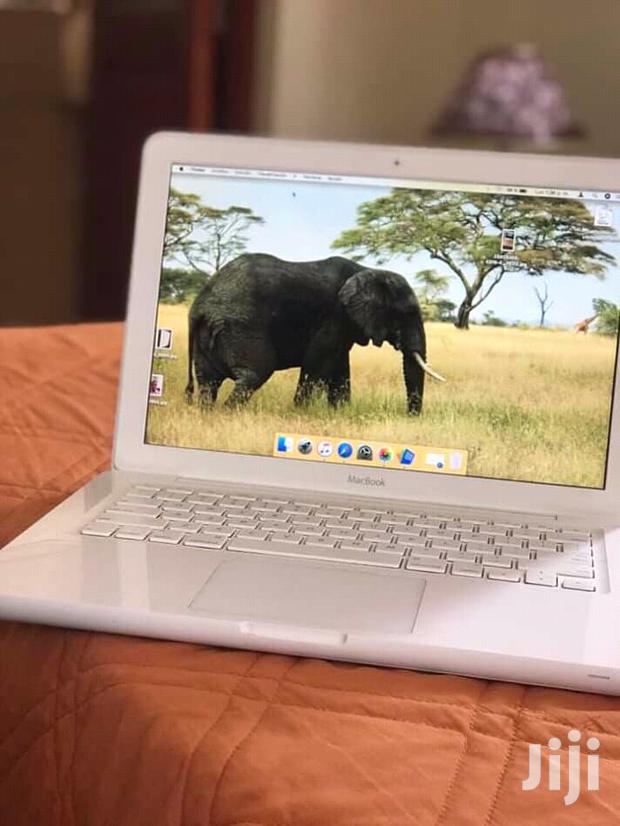 Laptop Apple MacBook 4GB Intel Core 2 Duo HDD 320GB