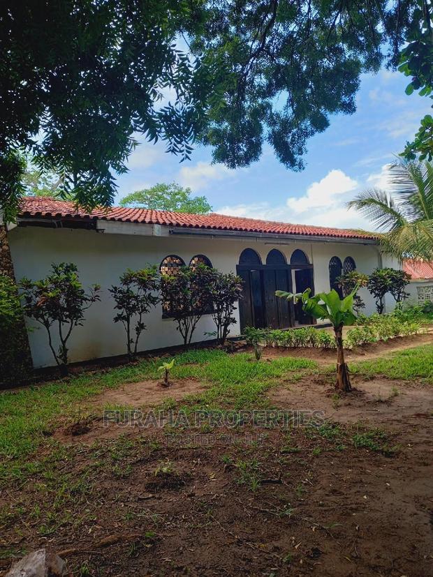 4bdrm Bungalow in Diani, Ukunda for sale - main view