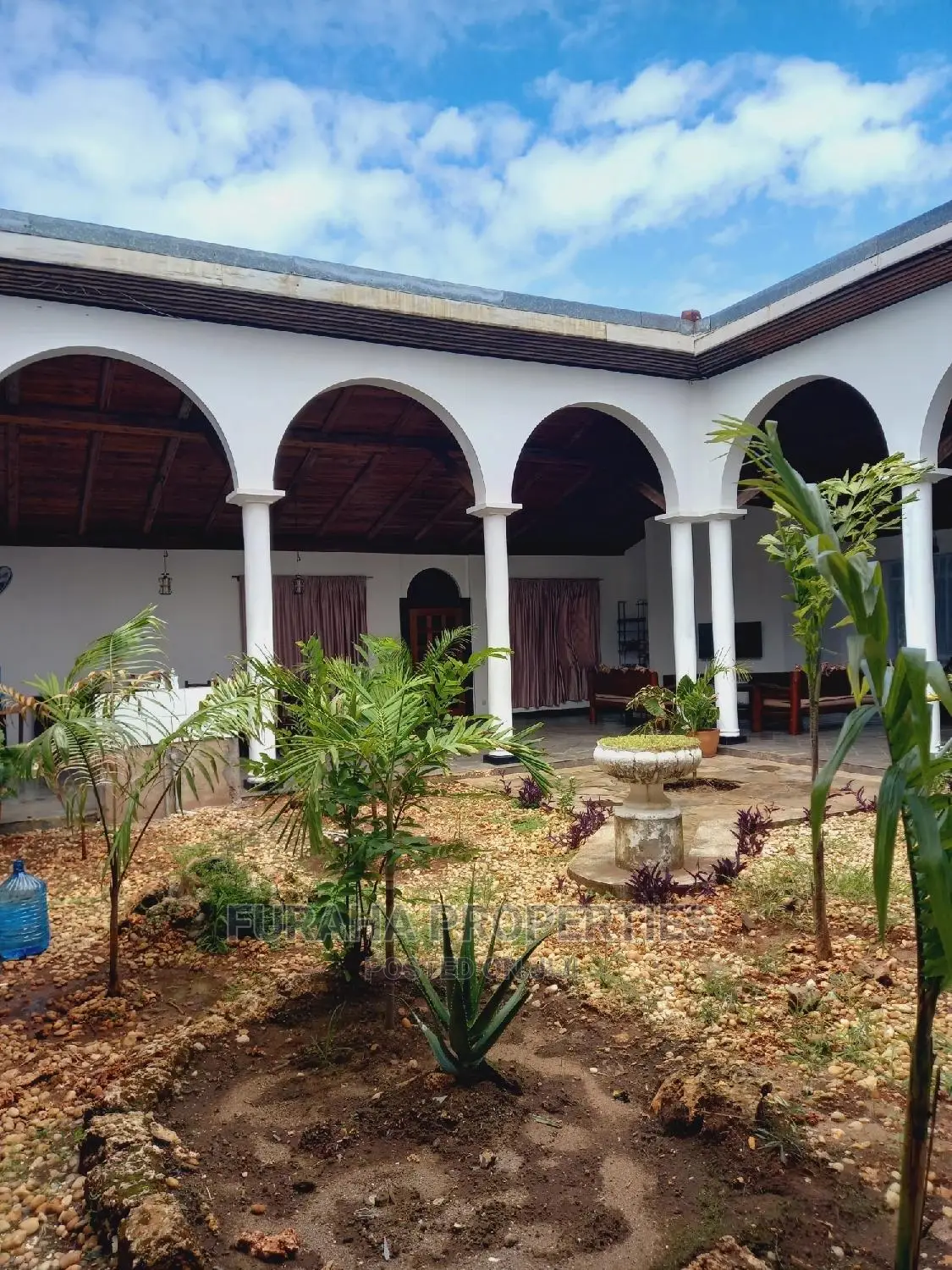 4bdrm Bungalow in Diani, Ukunda for sale