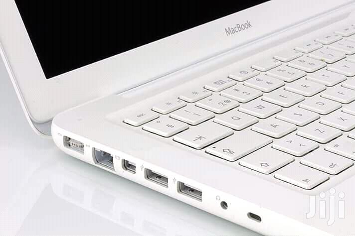 Laptop Apple MacBook 4GB Intel Core 2 Duo HDD 320GB