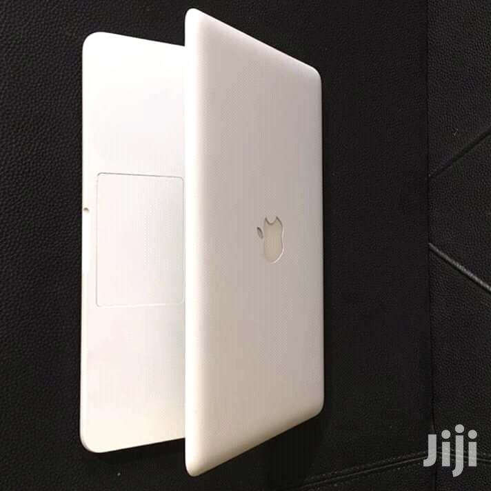 Laptop Apple MacBook 4GB Intel Core 2 Duo HDD 320GB