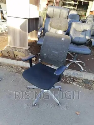 Ergonomic Office Chair With Very Good Back Support