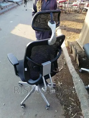 Ergonomic Office Chair With Very Good Back Support