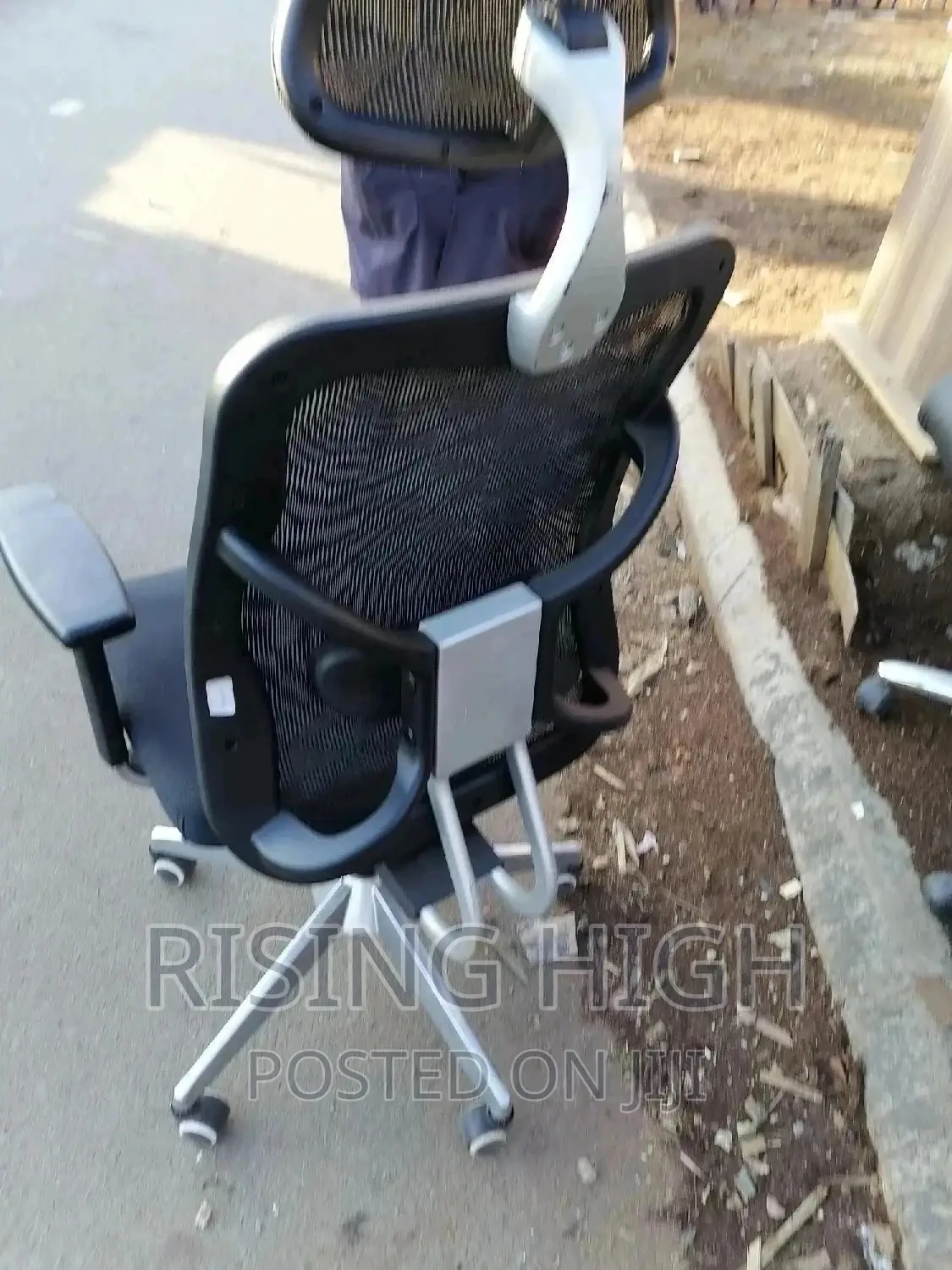 Very Good Ergonomic Office Chair With Back Support