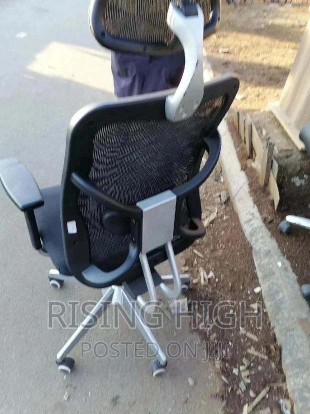 Very Good Ergonomic Office Chair With Back Support