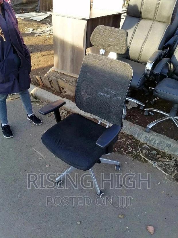 High Quality Mesh Chair With Good Back Support - main view