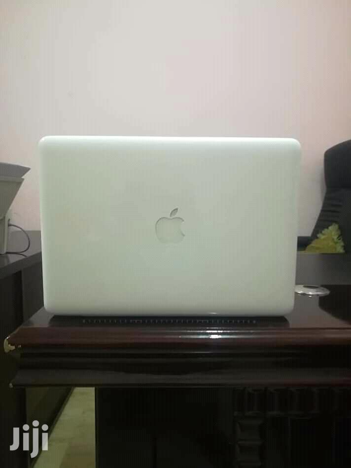 Laptop Apple MacBook 4GB Intel Core 2 Duo HDD 320GB