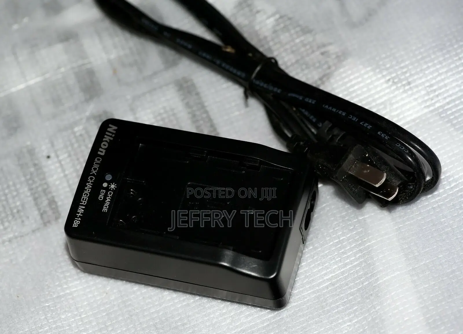Nikon Mh18a Battery Charger for Nikon En-El3e Battery,
