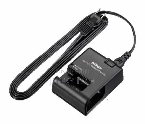 Nikon en-El15 Battery Charger Mh-25a Mh-25