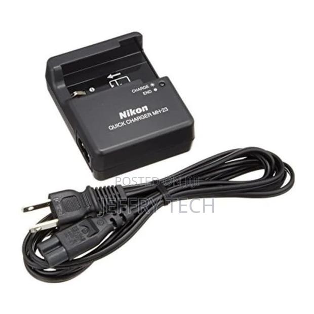 Nikon D40 Charger - thumbnail 3