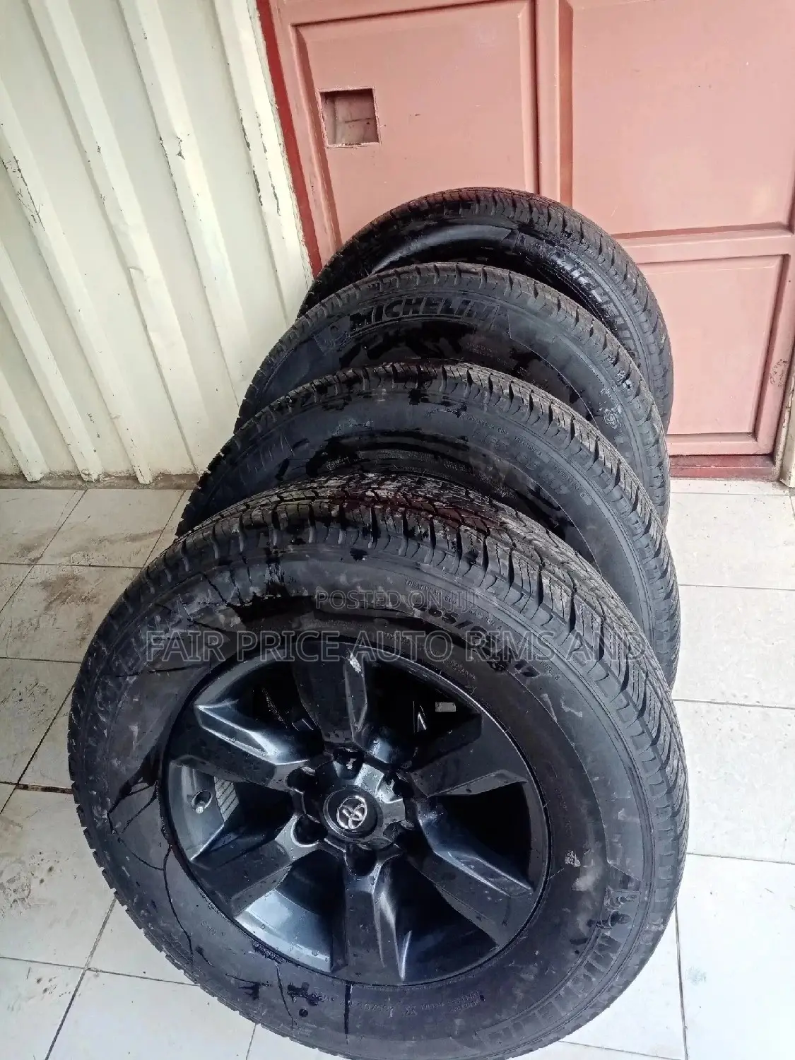 Tires Size 265/65 R17 Prado Complete Wheel