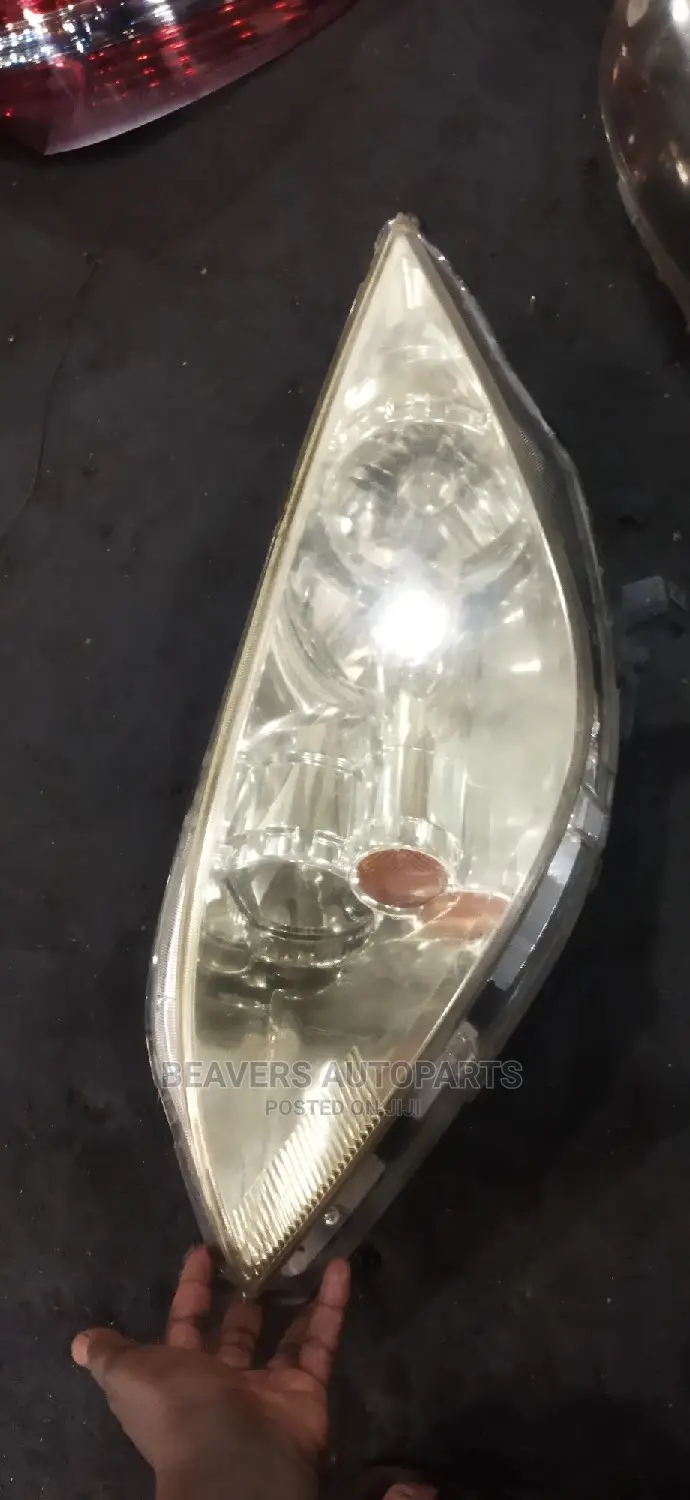 Mitsubishi Colt Headlight