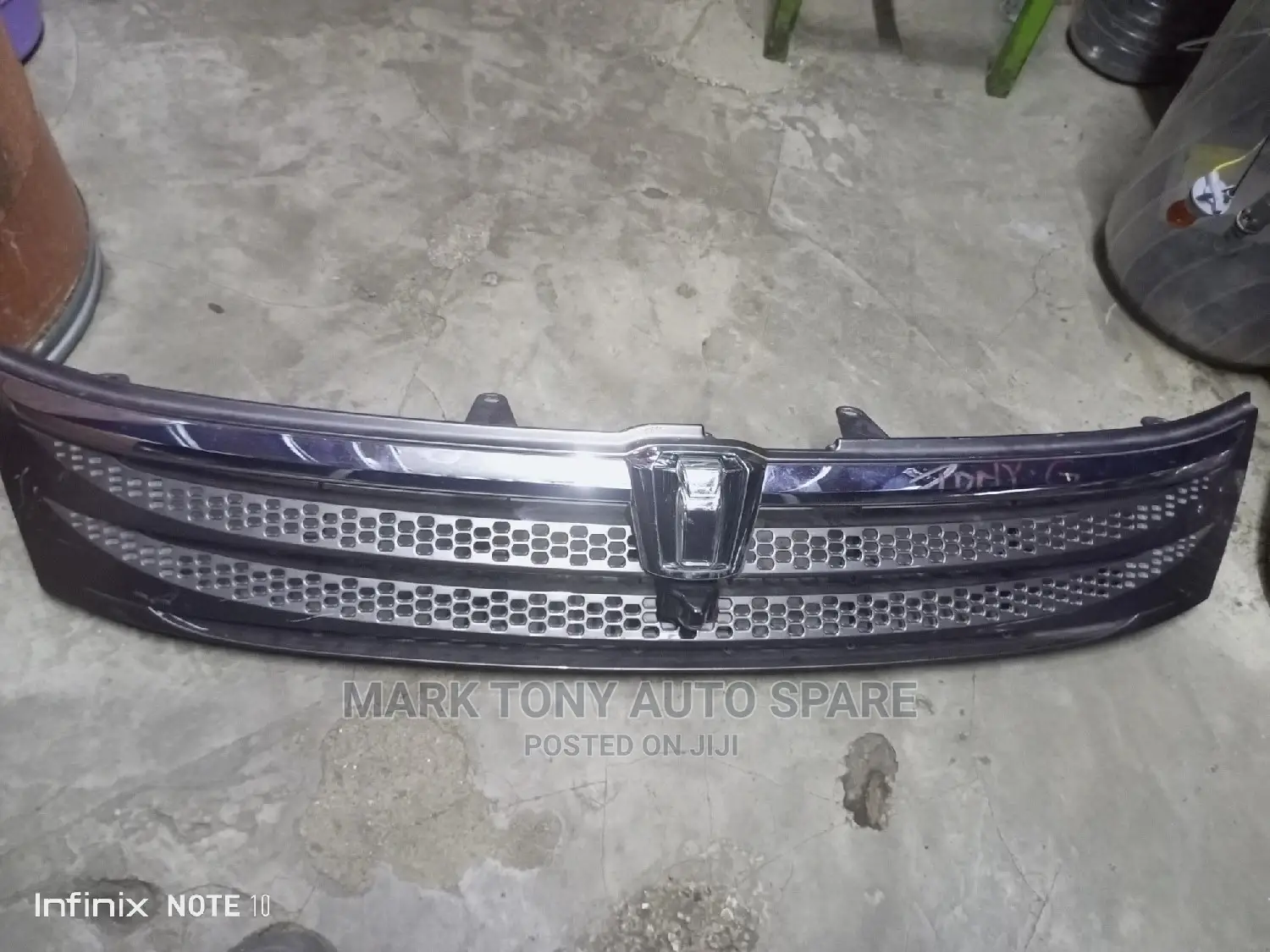 Grill Isis 2005 Model