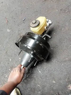 Brake Master Cylinder and Booster Prado 95 Without Switch