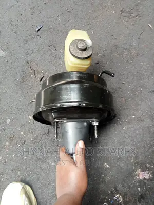 Brake Master Cylinder and Booster Prado 95 Without Switch