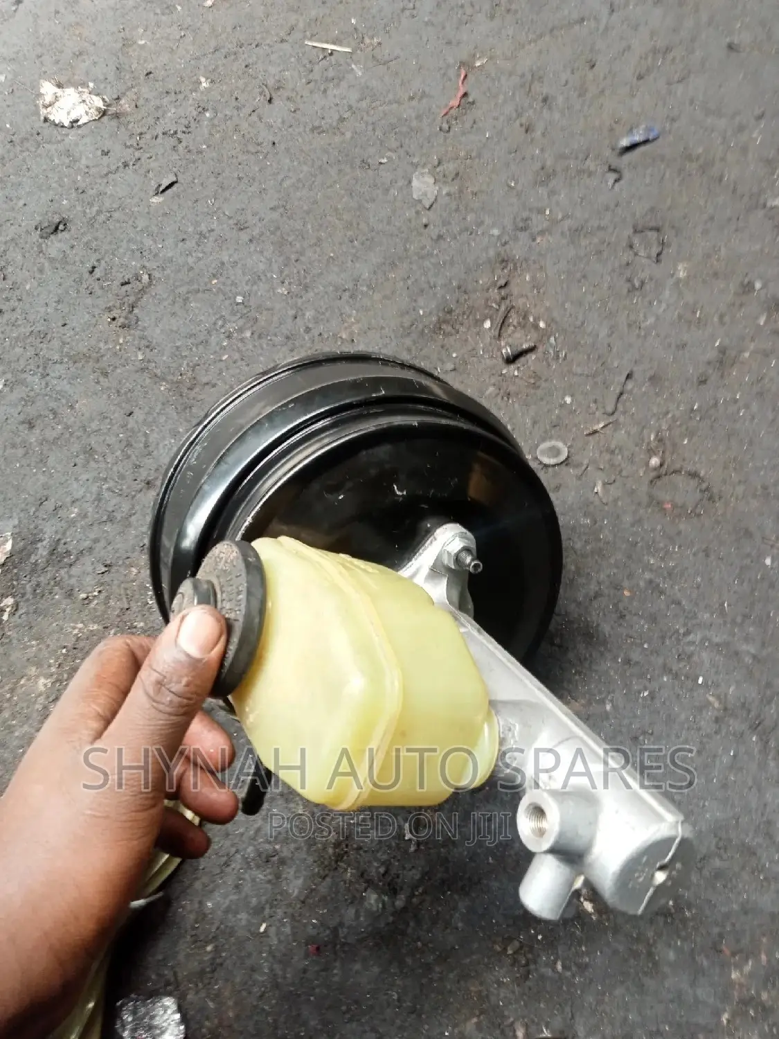 Brake Master Cylinder and Booster Prado 95 Without Switch