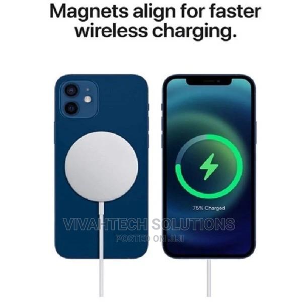 Apple Magsafe Wireless Charger - thumbnail 2