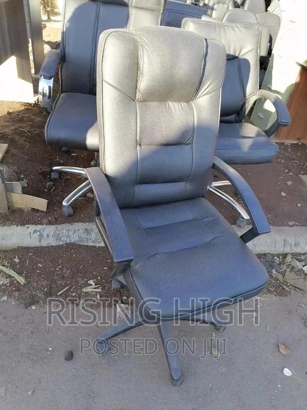 Great Durable Office Chair - main view