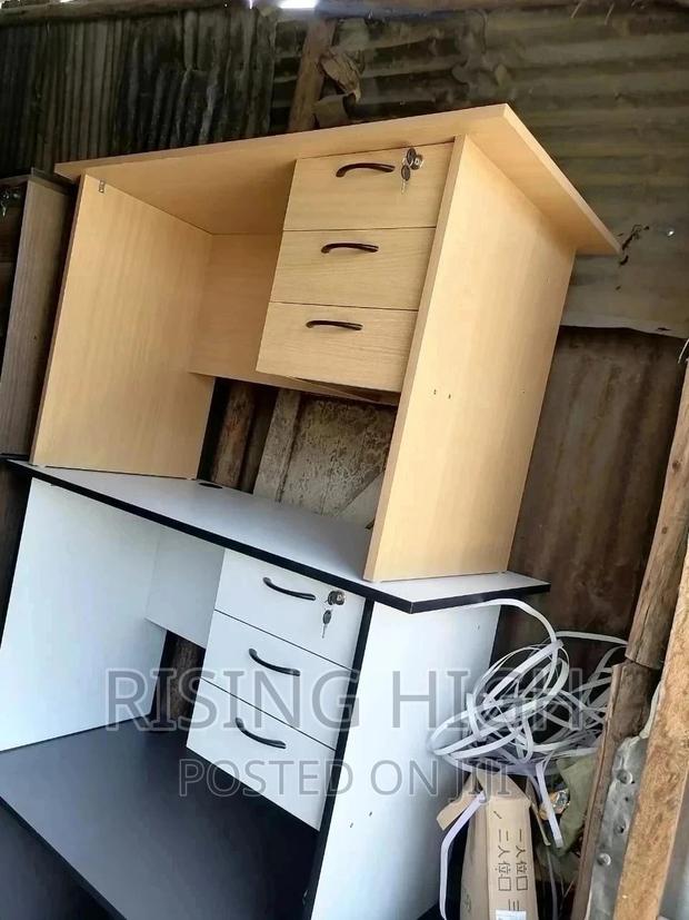 Prestiguous Quality Office Desk - main view