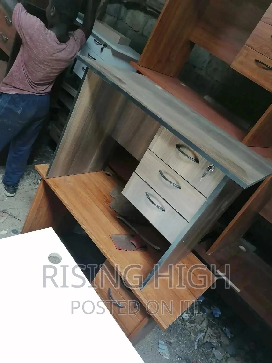 Supreme Quality Brand Office Desk