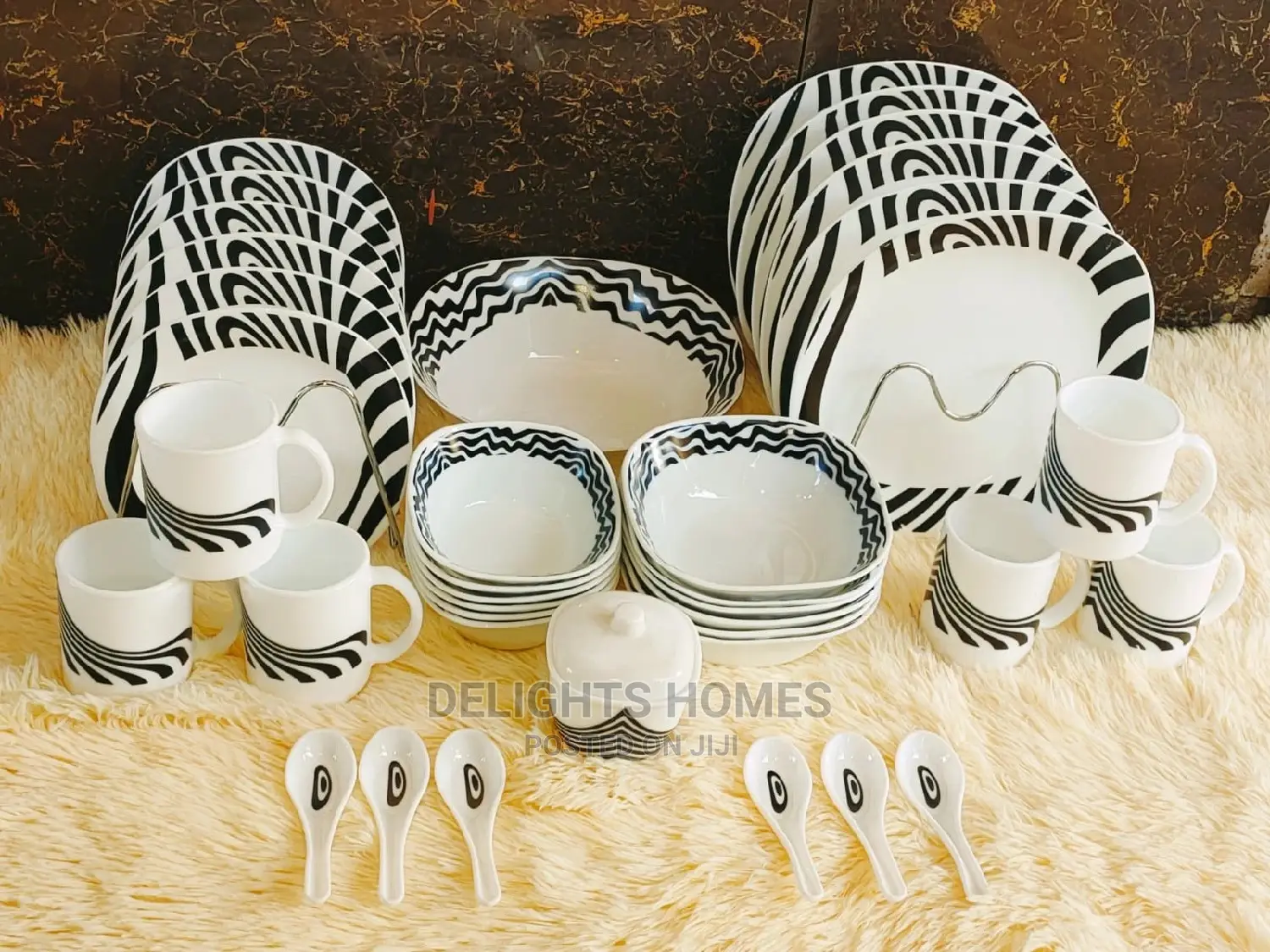 Quadra Dinner Sets