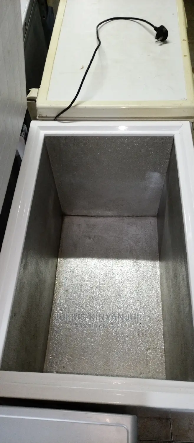Chest Freezer 200L