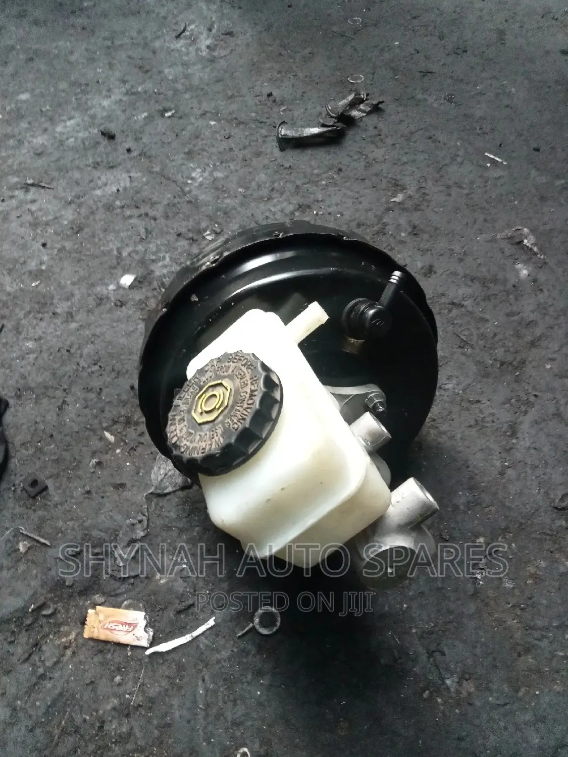 Brake Booster and Master Cylinder Nissan Navara Old Model