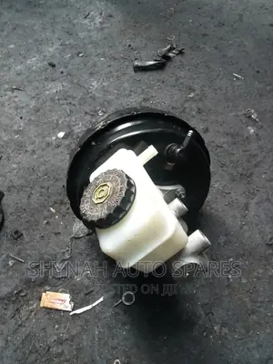 Brake Booster and Master Cylinder Nissan Navara Old Model