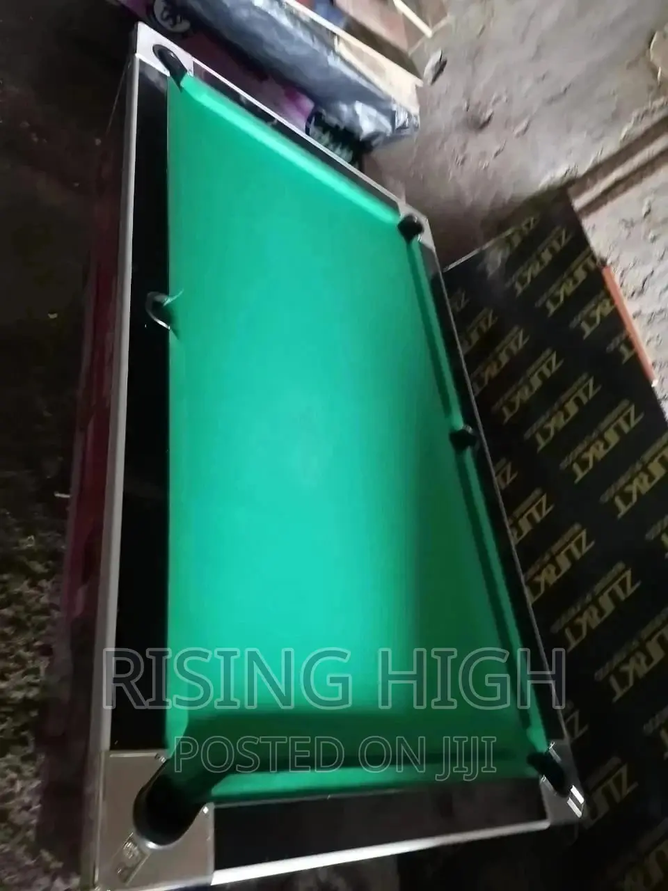 Executive Durable Local Pool Table