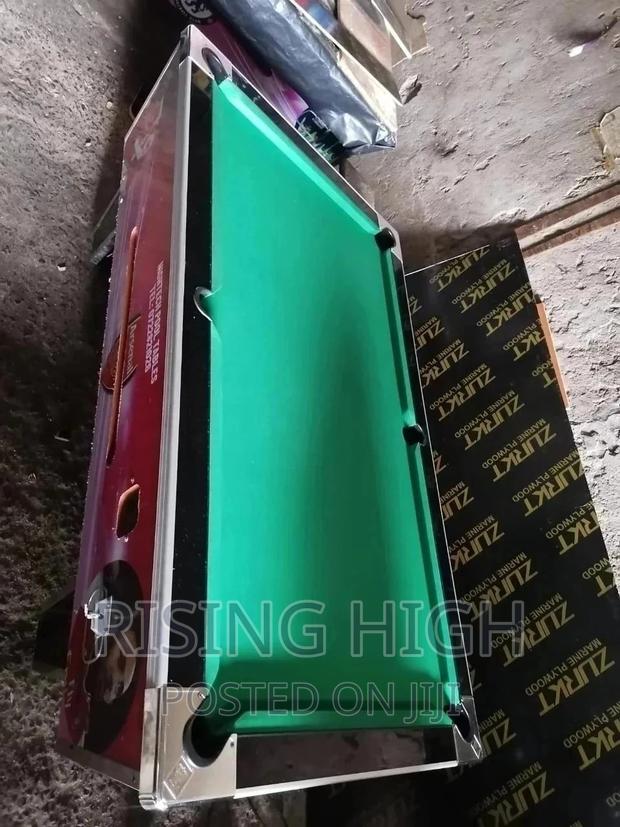 Prestigious Local Pool Table - main view