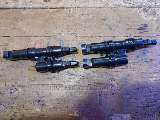 2 by 1 Mc4 Connectors