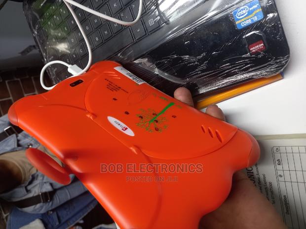 New Luxury Touch E825 8 GB - main view