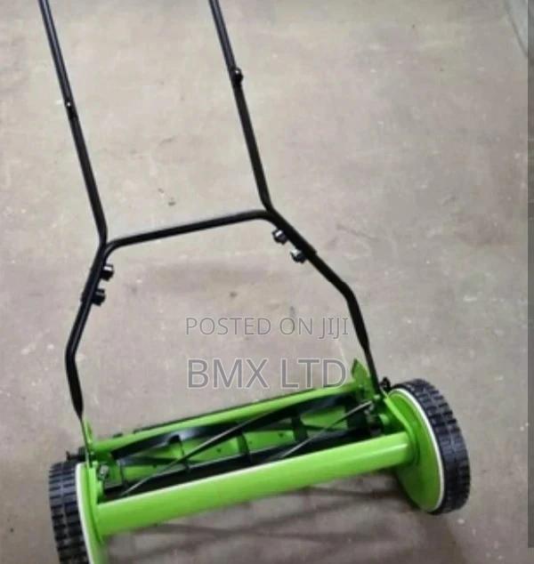16"Manual Mower - main view