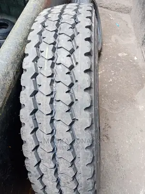 11R22.5 Firestone Tyre