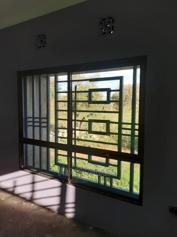 Modern Range Aluminium Windows - thumbnail 5