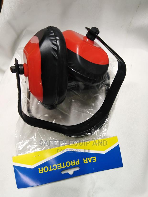 Red Black Earmuffs - thumbnail 2